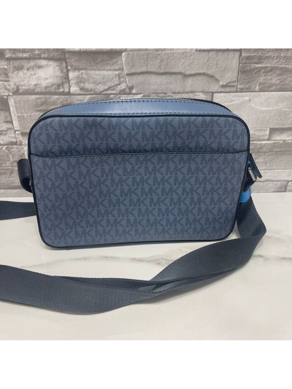 Michael Kors Cooper Utility Messenger & Card Holder Unisex Blue Logo Denim Multi - Picture 3 of 10
